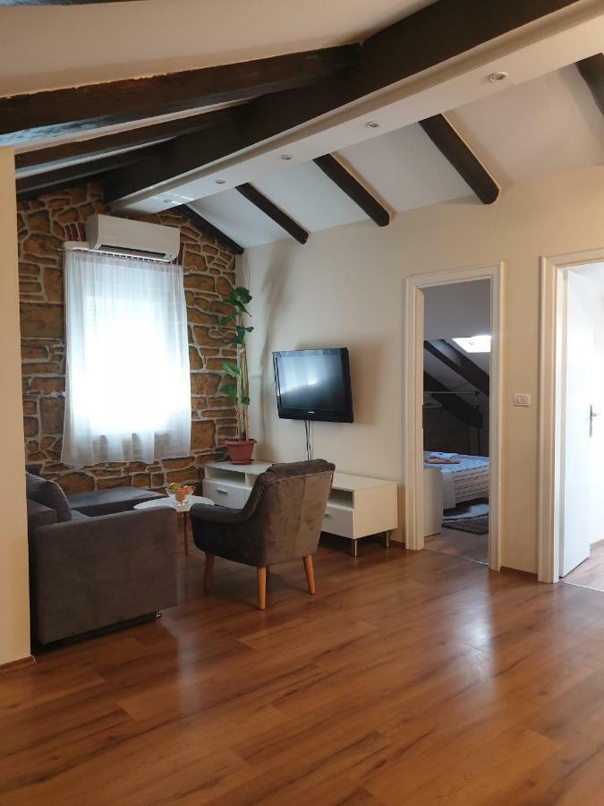 PUY Loft Apartment מראה חיצוני תמונה